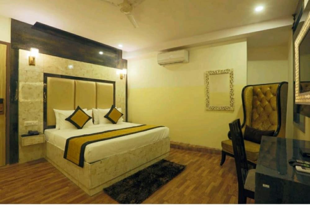 Hotel Plazzo نيودلهي المظهر الخارجي الصورة